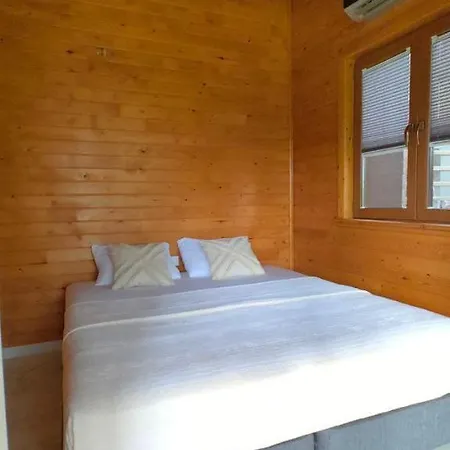 Villa Cedar With Nature Views *