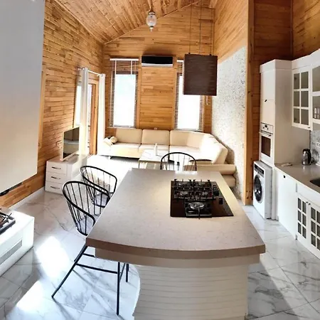 Villa Cedar With Nature Views